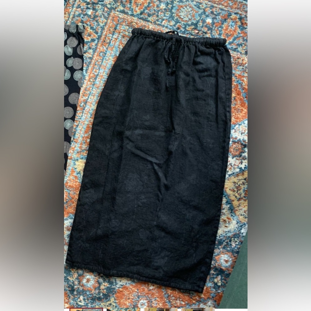 Black linen maxi skirt!